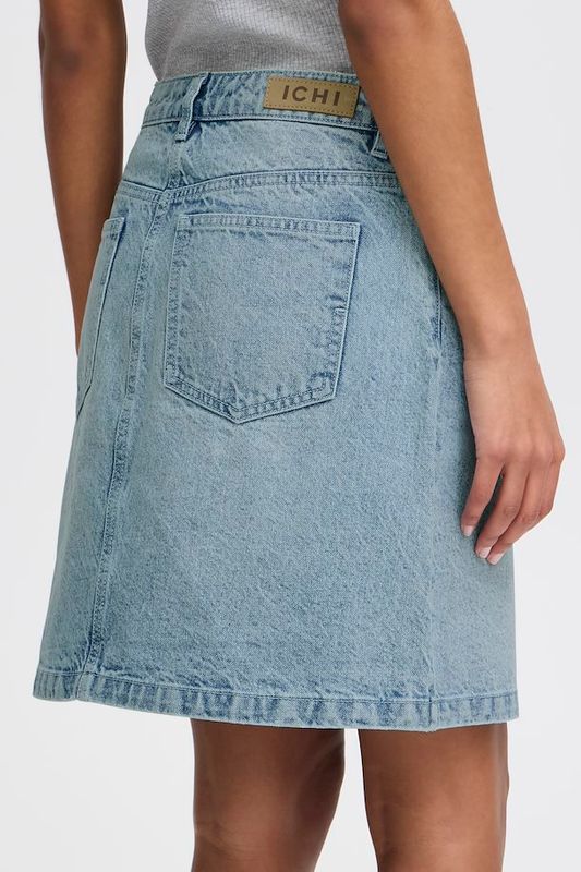 Aveny Skirt