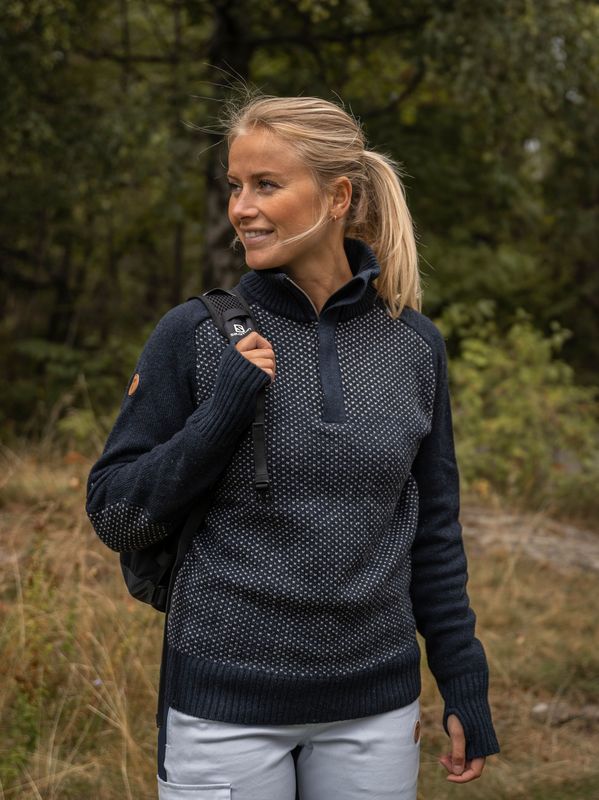 Robin Low Half-Zip